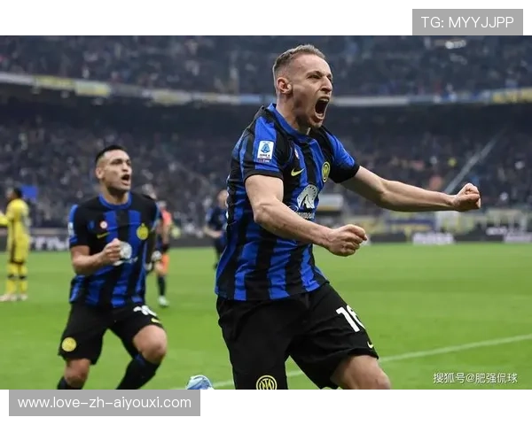 佩德里禁区外远射考验门将