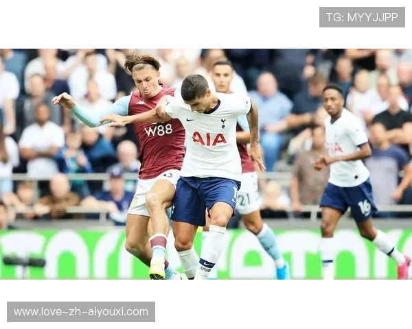 维拉中场调度快速转移球权